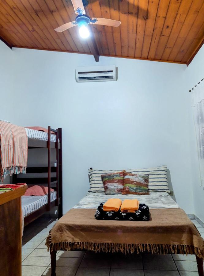 Suite Pe Na Areia- Espaco Independente Na Praia Do Curral Com Localizacao Privilegiada - Simplicidade E Comodidade Com O Por Do Sol Mais Lindo De Ilhabela - Melhor Custo Beneficio Para Ate 4 Pessoas , Na Av Jose Pacheco Do Nascimento Nº 7682 外观 照片