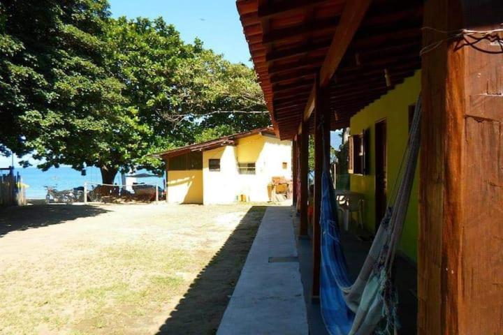 Suite Pe Na Areia- Espaco Independente Na Praia Do Curral Com Localizacao Privilegiada - Simplicidade E Comodidade Com O Por Do Sol Mais Lindo De Ilhabela - Melhor Custo Beneficio Para Ate 4 Pessoas , Na Av Jose Pacheco Do Nascimento Nº 7682 外观 照片