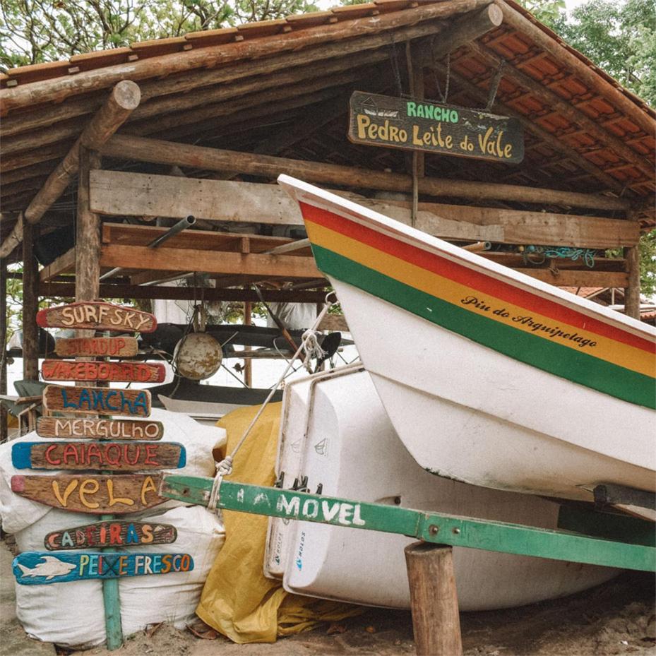 Suite Pe Na Areia- Espaco Independente Na Praia Do Curral Com Localizacao Privilegiada - Simplicidade E Comodidade Com O Por Do Sol Mais Lindo De Ilhabela - Melhor Custo Beneficio Para Ate 4 Pessoas , Na Av Jose Pacheco Do Nascimento Nº 7682 外观 照片